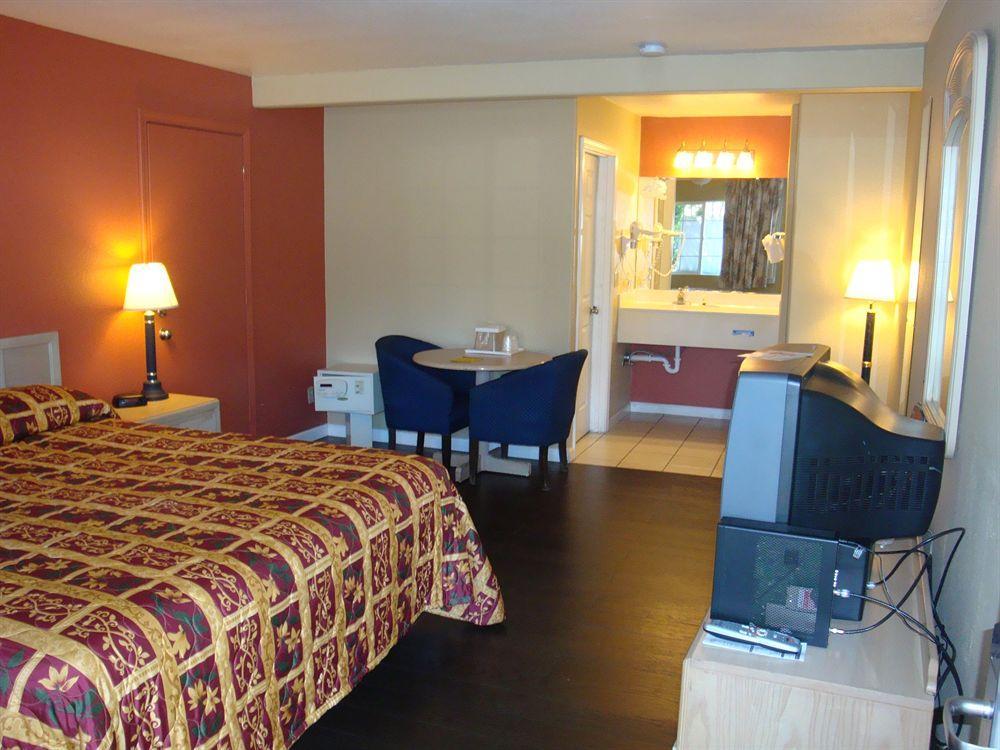 Fisherman's Cove Motel Monterey